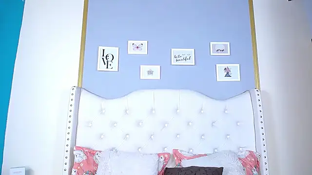 Snapshot of dante_ferraraa chatting on December 24, 2:10 am dante ferraraa online show from December 24, 2:10 am