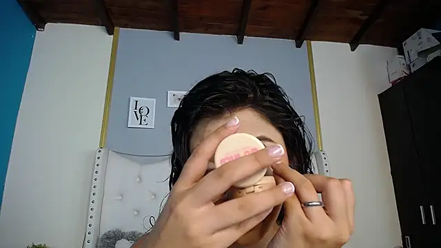 Snapshot of dante_ferraraa chatting on October 15, 8:09 pm dante ferraraa online show from October 15, 8:09 pm