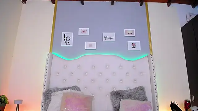 Snapshot of dante_ferraraa chatting on June 2, 10:23 pm dante ferraraa online show from June 2, 10:23 pm