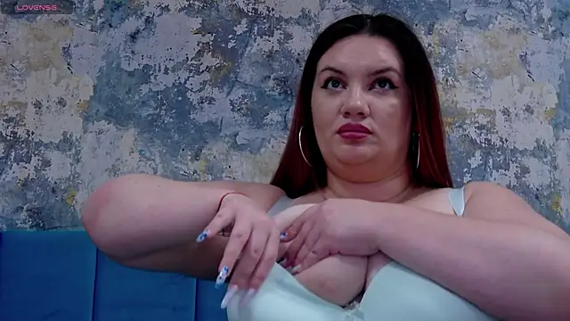 MelanieBrownn online show from December 28, 8:37 am