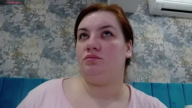 MelanieBrownn online show from January 12, 5:45 am