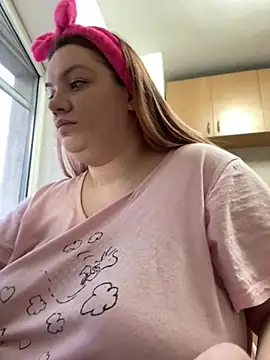 MelanieBrownn online show from February 13, 3:24 pm