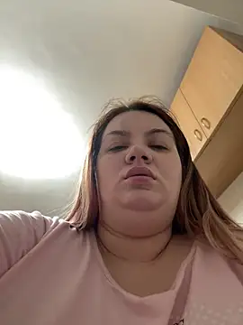 MelanieBrownn online show from February 15, 5:17 pm