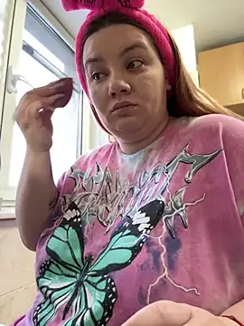 MelanieBrownn online show from February 20, 5:33 am