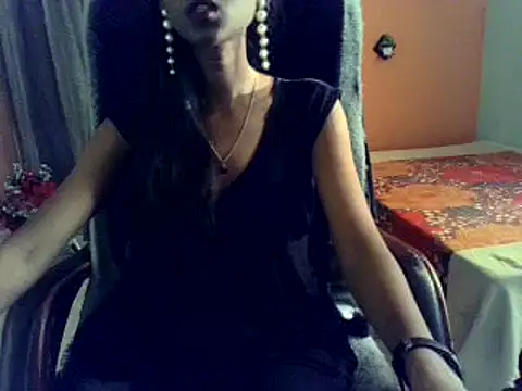 Snapshot of Sabjivali chatting on March 18, 12:14 pm Sabjivali online show from March 18, 12:14 pm