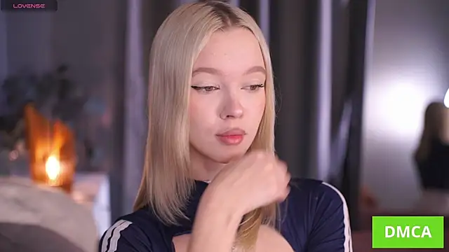  AlinaBailey online show from November 14, 7:07 am