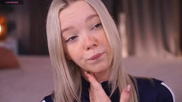  AlinaBailey online show from December 23, 8:01 am