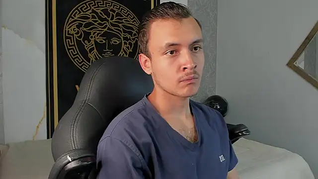 Snapshot of Desmon_Clark chatting on January 10, 2:04 am Desmon Clark online show from January 10, 2:04 am