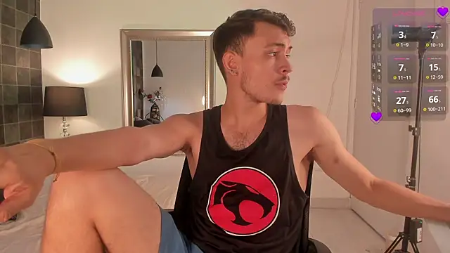 Snapshot of Desmon_Clark chatting on March 7, 9:06 pm Desmon Clark online show from March 7, 9:06 pm