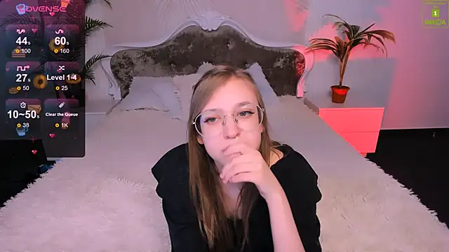 Snapshot of LayriantaVee chatting on January 15, 1:09 pm LayriantaVee online show from January 15, 1:09 pm