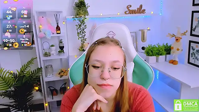 Snapshot of LayriantaVee chatting on March 8, 7:16 am LayriantaVee online show from March 8, 7:16 am