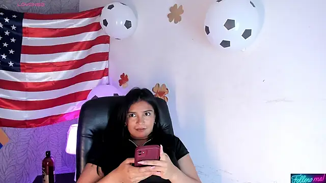 Snapshot of Candys_victoria chatting on July 5, 5:14 am Candys victoria online show from July 5, 5:14 am