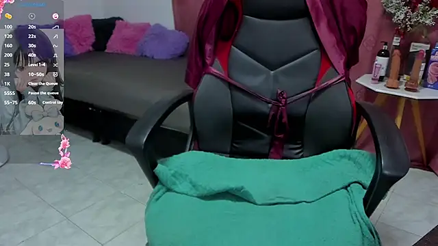 Danniela rivera online show from March 17, 11:46 am