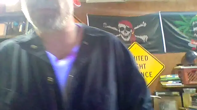 clitstitsandbongrips online show from March 12, 5:28 pm