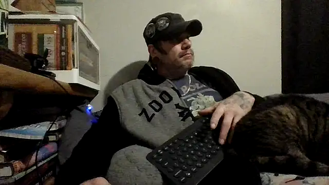 clitstitsandbongrips online show from November 12, 11:21 am