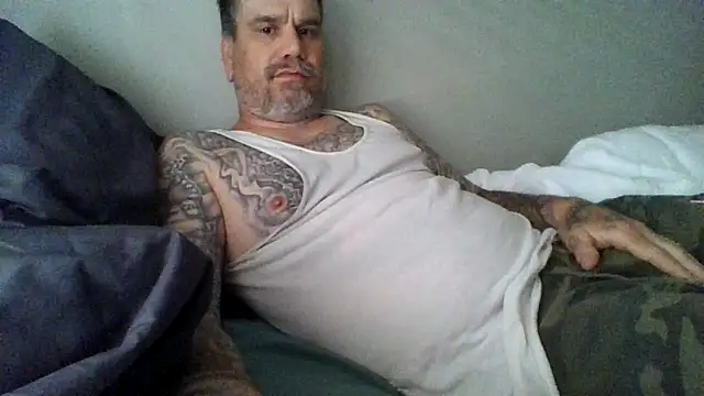 clitstitsandbongrips online show from May 2, 4:45 pm