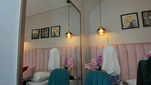 Annie karlsson   online show from October 31, 3:51 am