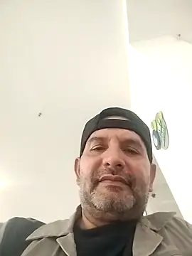 RogueTraveler online show from March 16, 5:06 pm