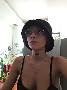 Snapshot of Dani_pegin chatting on July 28, 7:15 pm Dani pegin online show from July 28, 7:15 pm