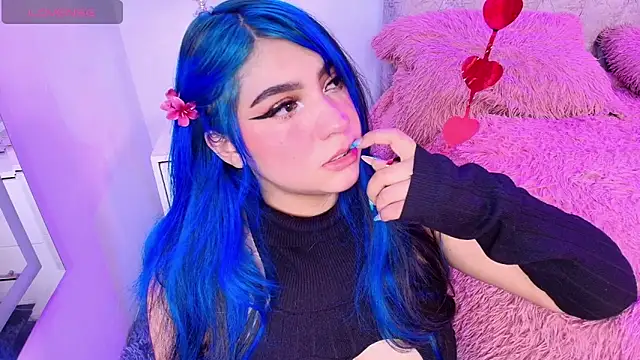 Snapshot of Salem_skyler_ chatting on February 13, 3:46 am Salem skyler online show from February 13, 3:46 am