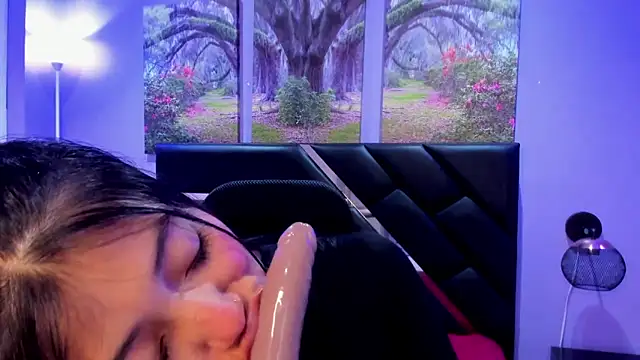 Snapshot of KimberlyVillaLobos chatting on January 7, 11:34 am KimberlyVillaLobos online show from January 7, 11:34 am