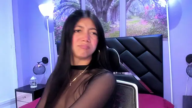 Snapshot of KimberlyVillaLobos chatting on January 10, 11:01 am KimberlyVillaLobos online show from January 10, 11:01 am