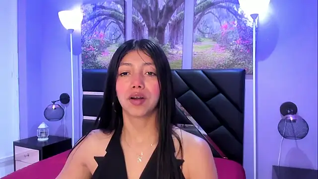 Snapshot of KimberlyVillaLobos chatting on January 12, 11:37 am KimberlyVillaLobos online show from January 12, 11:37 am