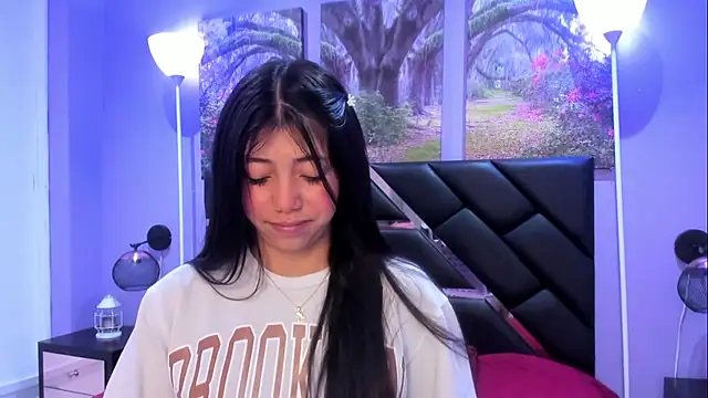 Snapshot of KimberlyVillaLobos chatting on January 13, 11:37 am KimberlyVillaLobos online show from January 13, 11:37 am