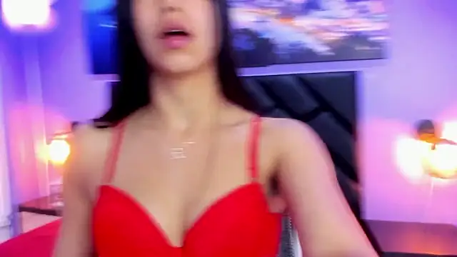 Snapshot of KimberlyVillaLobos chatting on February 14, 11:29 am KimberlyVillaLobos online show from February 14, 11:29 am