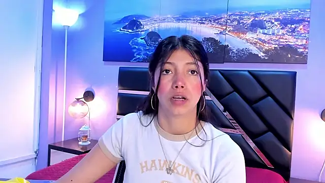 Snapshot of KimberlyVillaLobos chatting on April 9, 11:59 am KimberlyVillaLobos online show from April 9, 11:59 am