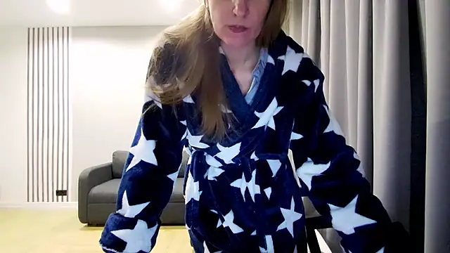 Daniella Lorente online show from February 26, 3:42 am