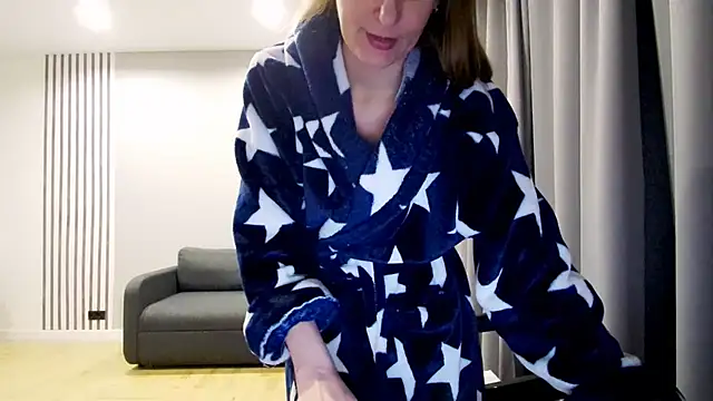 Daniella Lorente online show from February 28, 2:31 am