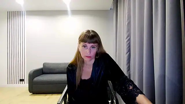 Daniella Lorente online show from March 21, 3:44 am