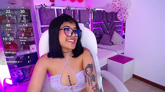 AliceWalker 11 online show from February 19, 2:12 am