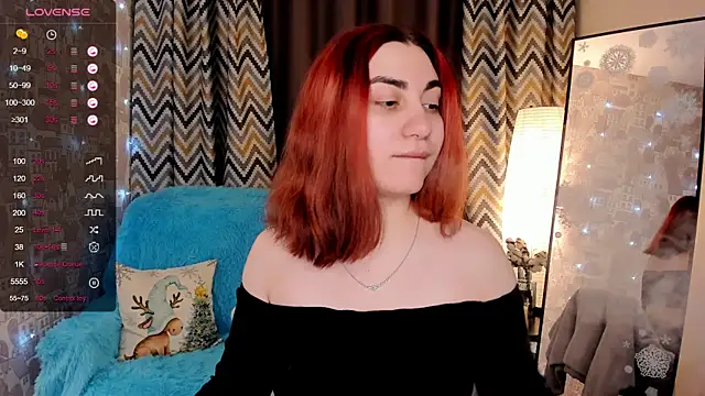 hannacheekss  online show from December 23, 2:09 am