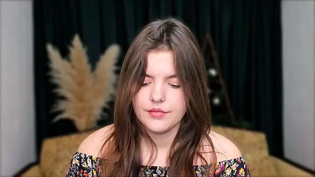 Snapshot of showmeparadise chatting on February 24, 4:04 pm showmeparadise online show from February 24, 4:04 pm