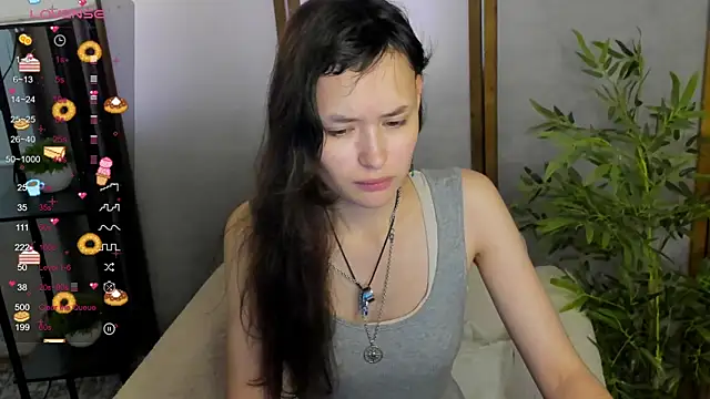 Emily Strikeee online show from September 14, 9:52 am