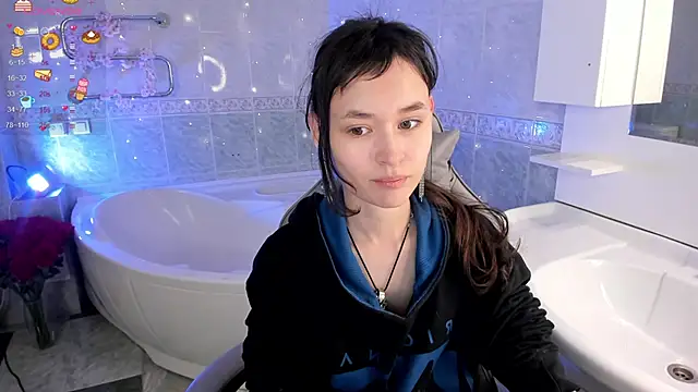 Emily Strikeee online show from October 10, 9:08 am