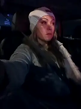 AinsleyMadison online show from December 6, 10:30 pm