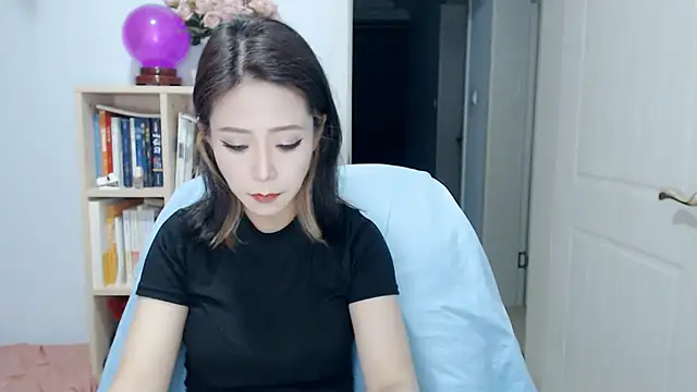 Snapshot of SuSushi728 chatting on May 28, 3:53 pm SuSushi728 online show from May 28, 3:53 pm
