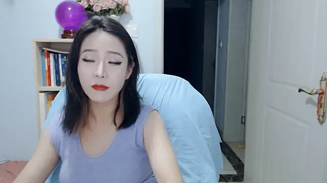 Snapshot of SuSushi728 chatting on June 9, 3:34 pm SuSushi728 online show from June 9, 3:34 pm