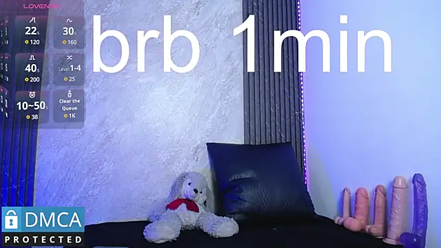 SolBeaumont1 online show from March 1, 7:04 pm