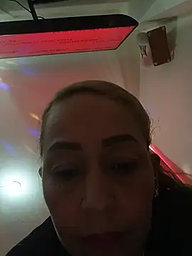 ariellth online show from July 11, 2:53 pm