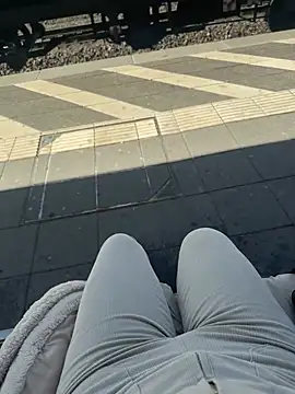 charris stefannia online show from April 30, 8:31 am