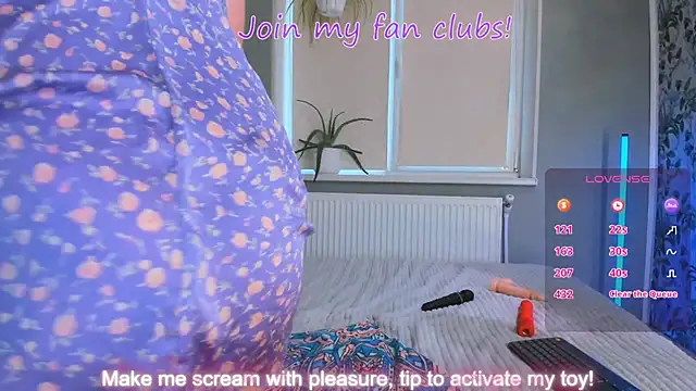 LadySquirtle online show from February 26, 8:15 am