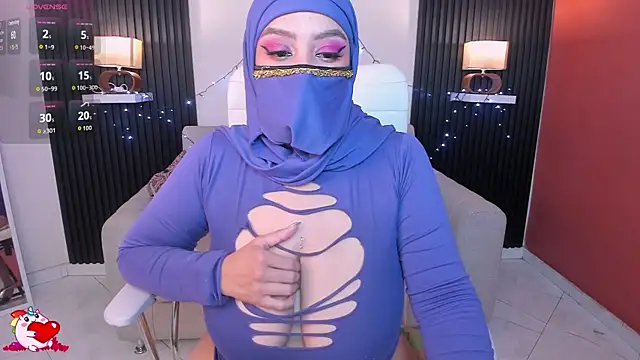 cloe sirena online show from November 14, 3:11 pm