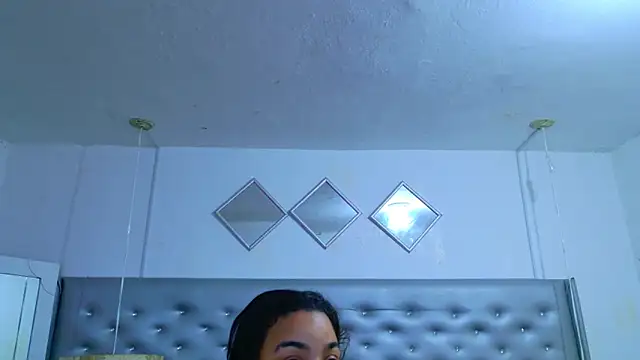 Snapshot of EileenBenzon chatting on May 5, 3:20 pm EileenBenzon online show from May 5, 3:20 pm