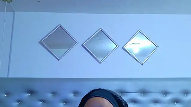 Snapshot of EileenBenzon chatting on May 20, 2:45 pm EileenBenzon online show from May 20, 2:45 pm