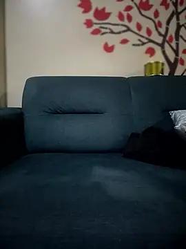 ved240 online show from January 9, 6:31 pm