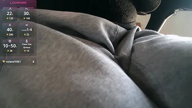 an4y8ot online show from March 10, 12:04 pm